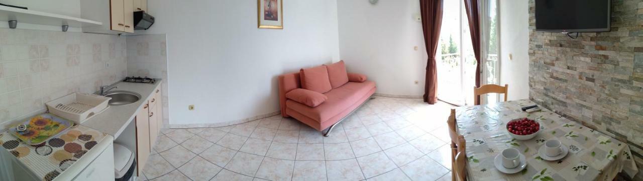 Sunny Blue Apartma